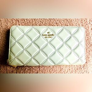 Kate Spade NY Carey Smooth Quilted Leather Large Continental Wallet